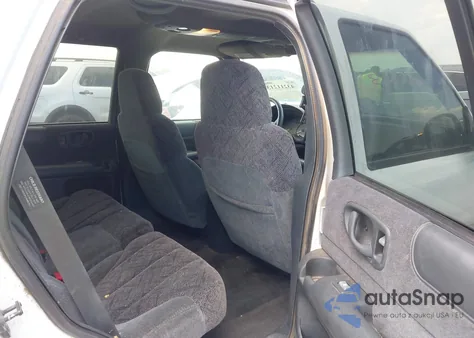 1998 GMC Jimmy Sle из США, поврежденный, VIN 1GKCS13W3W2558763